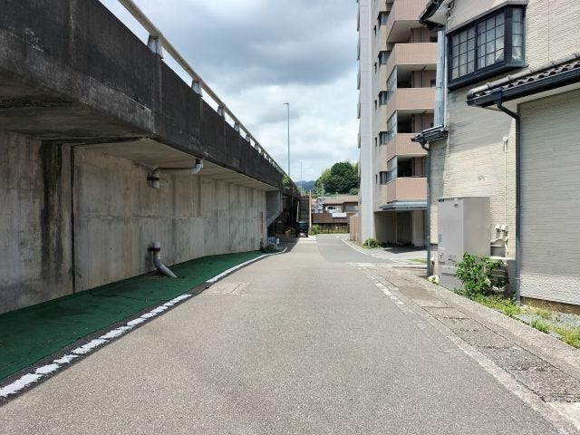 ★旭小学校区★
西側道路 南から北方向