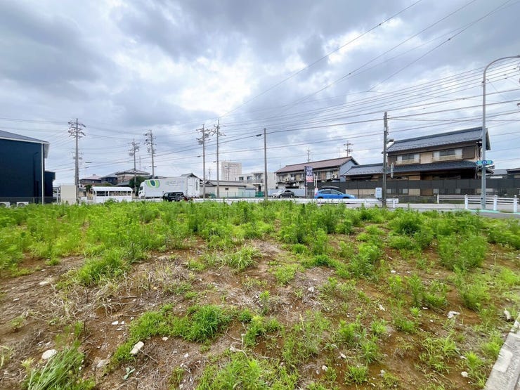 【未掲載情報あり】
店舗限定でネット未掲載の土地情報もご紹介可能です!
公開前の物件もチェックできるため、理想の住まい探しがぐっと進みます!
気になる方はぜひお気軽にお問い合わせください♪