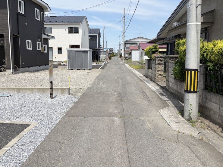 現地(2026年6月)撮影
◎現地案内予約受付中!◎
ご内覧をご希望の際は、ハウスドゥ 八戸市庁前へお気軽にお問い合わせください♪