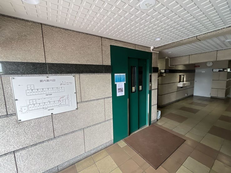 エレベーター付のマンションです。