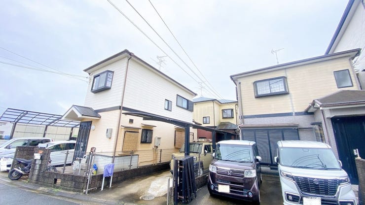 スーパーやコンビニ、幼保・小学校など生活利便施設が充実した立地です。