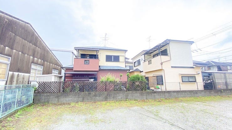 静かな住宅地でのんびりと生活できます◎