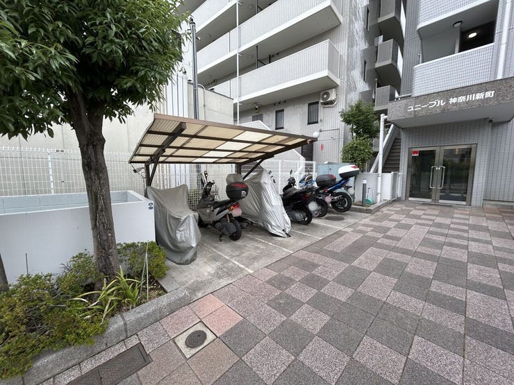 バイク置き場