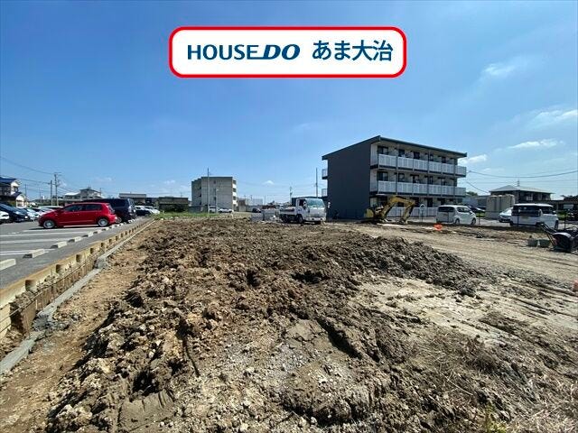 【外観】
お車を使って名古屋方面にもアクセスしやすい三本木寒宿エリア。周辺にお買い物施設も充実しています。