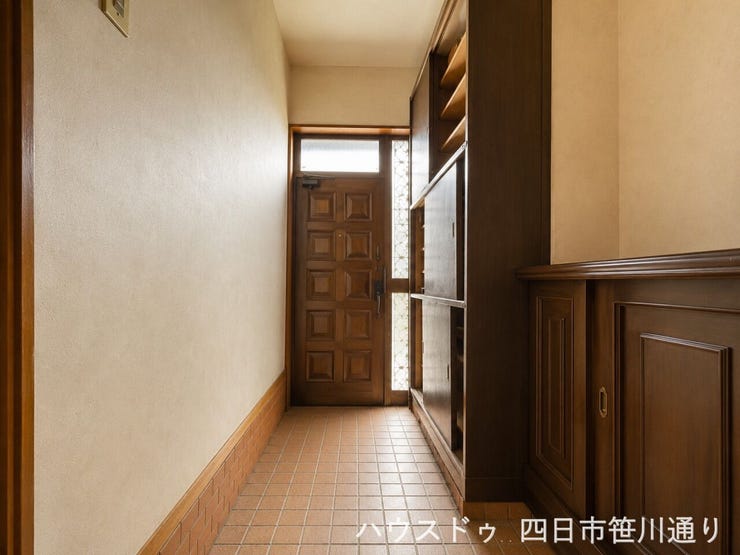 AIによる物消し加工などを行っています