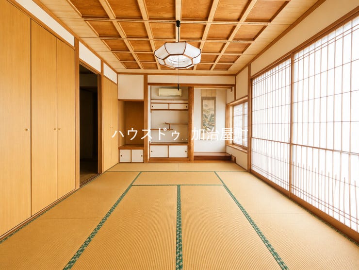 ※掲載写真はAI画像補正により、室内の残置物を除去しています。建物の間取り・設備・建具・窓位置等の形状は変更しておりません。現況は内覧時にご確認ください。