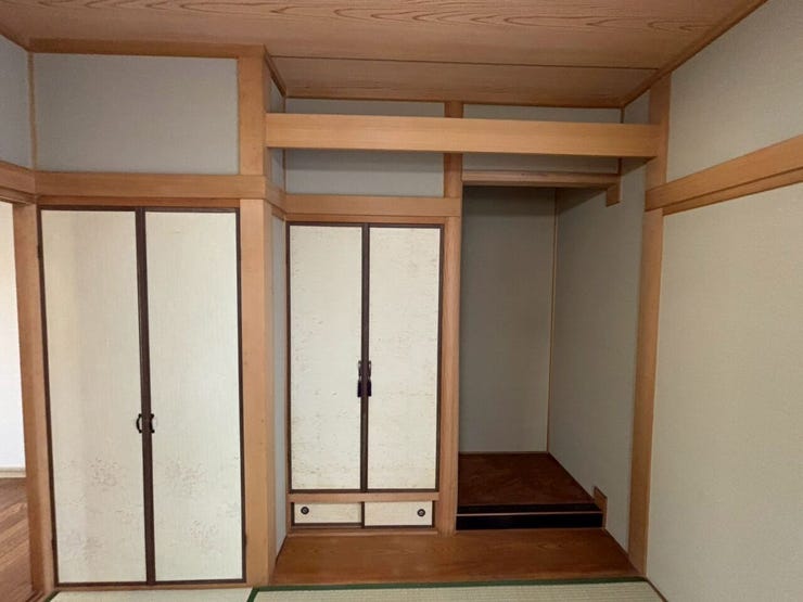 リフォーム前写真:和室の収納です♪