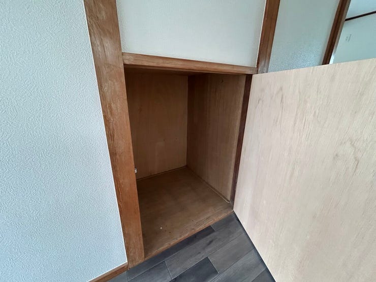 階段下収納