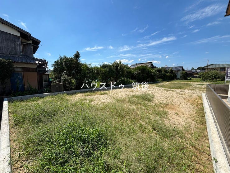 久留米市街地方面にも出やすい梅満町エリア。日々の移動にも便利な立地です。