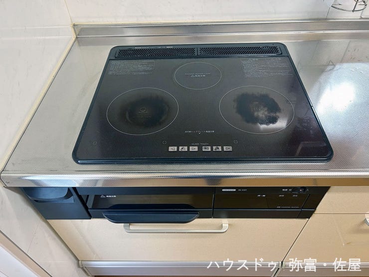 お子様やお年寄りにも安心のIHクッキングヒーター♪