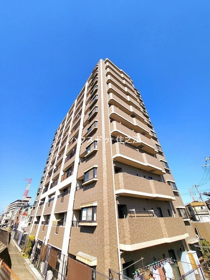 ★マンションから高速道路入口まで近いので、お車でのお出かけにも便利な立地です♪