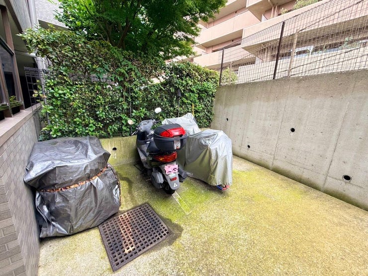 バイク置き場