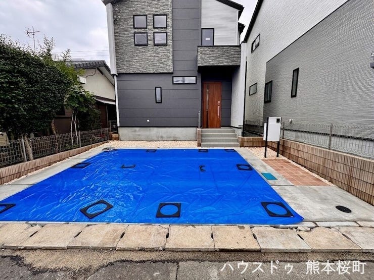 ■車と趣味の幅が広がる場所■単なる駐車スペースではない、洗車やタイヤ交換、DIYにも使える多目的な屋外スペースです。