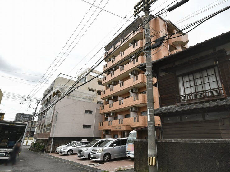 外観を北東側より撮影