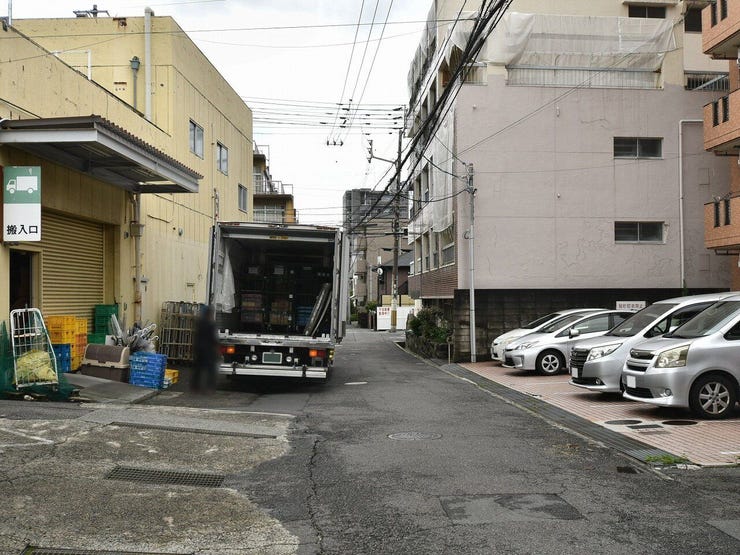 東側道路
