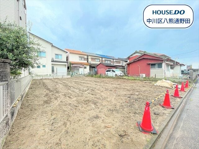 【外観】
【若山町エリア】建築条件なしの売土地になります。
名古屋臨海高速鉄道/南荒子駅まで徒歩3分
名古屋市立荒子小学校まで徒歩15分(約1140m)
名古屋市立一柳中学校 まで徒歩4分(約300m)