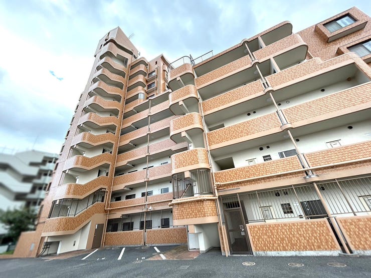 【外観】
小倉南区富士見【ライオンズマンション城野駅前】■南向き■オートロック■宅配ボックス■シューズボックス