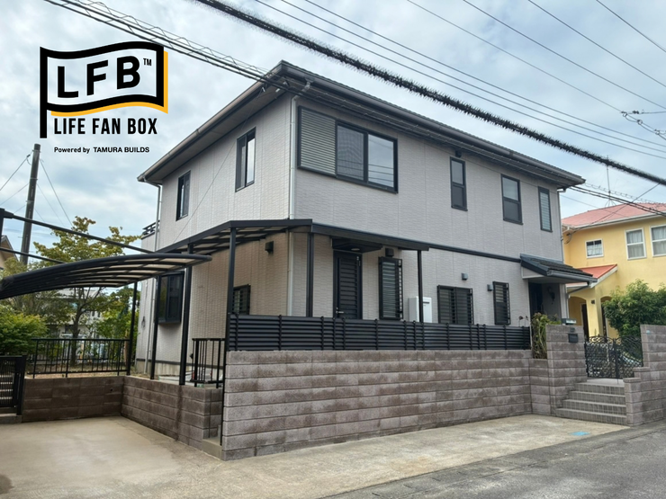 【外観】
トヨタホーム施工・駐車3台可能です♪