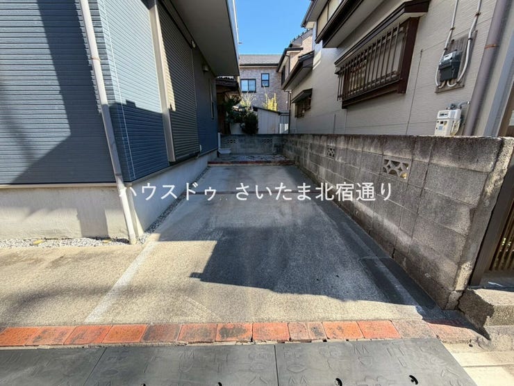 南側カースペース
