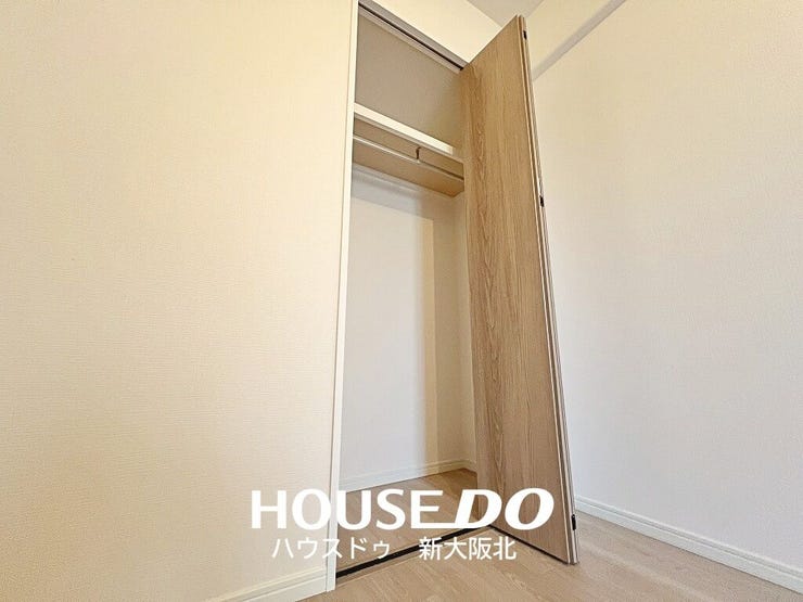 ■全居室収納付き!
■お部屋がスッキリ片付くだけでなく、新しく収納棚を買い足す必要がないので、初期費用が抑えられそうですね!