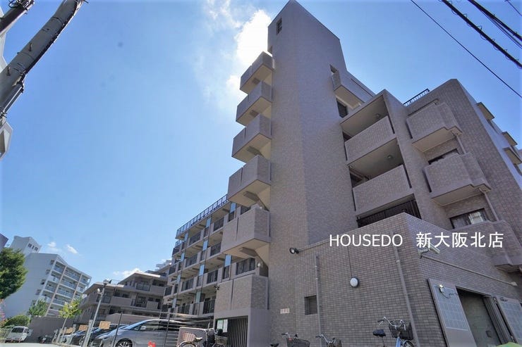 ■2026年7月全面スケルトン改装済み!設備も一新したきれいなお部屋です♪
■角部屋、三方角部屋!42㎡越えの広々としたルーフバルコニー付き!
■物件の詳細や内覧などお気軽にお問い合わせください!