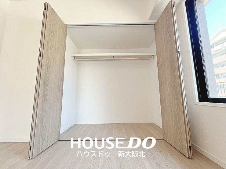 ■大容量のクローゼット!
■お洋服はもちろん、小物や季節家電も収納できてお部屋がスッキリと片付きます!