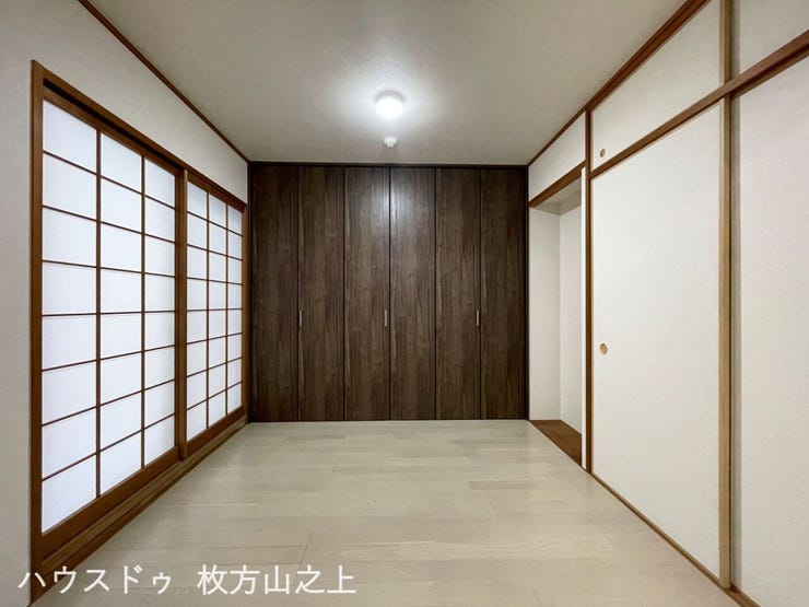 和の趣を感じられる空間で、ゆったりとした時間をお過ごしいただけます。
