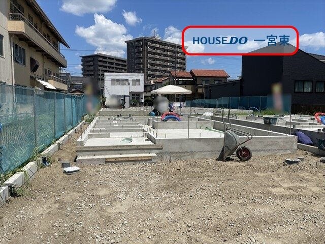 【外観】
4LDK、駐車場あり
交通:名鉄尾西線「奥町」駅 徒歩14分
コミュニティバス「奥町公園」停 徒歩8分
学区:奥小学校・奥中学校