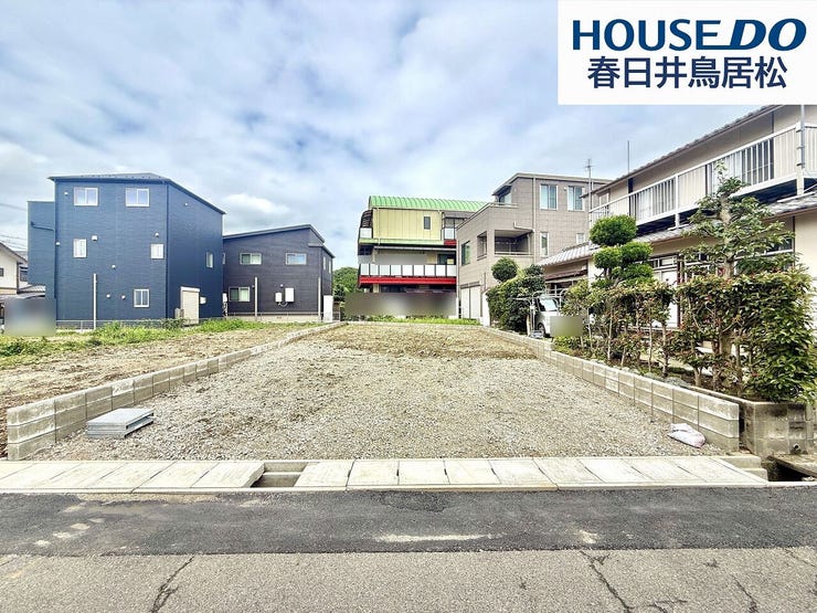 【外観】
◇7月7日撮影 外観写真◇
関田町2丁目の閑静な住宅街に限定1棟で新築戸建ての登場です!小学校・中学校まで徒歩10分圏内なので、小さなお子様の通学も安心できる距離♪子育て世帯にもおすすめです♪