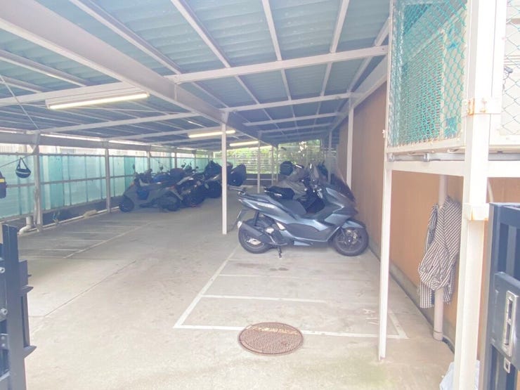 バイク置場
