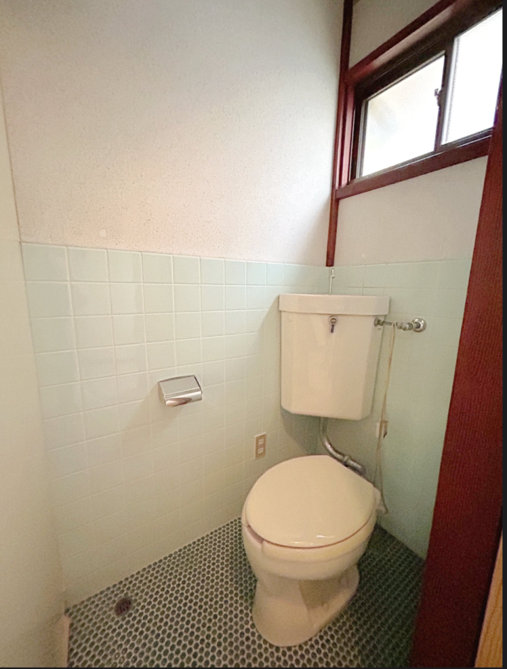*現況販売*
トイレです。