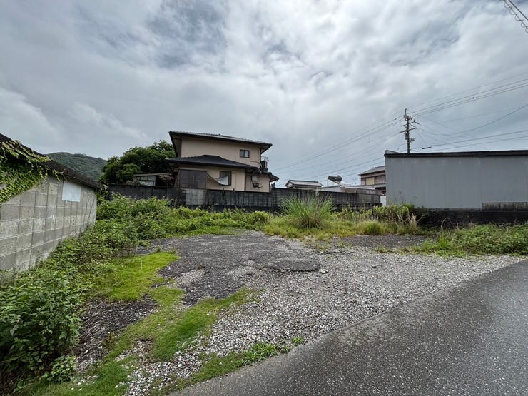 【外観】
●三里小学校校区
●約70坪の売土地
●建築条件ありません◎
●平屋建てなどにも★