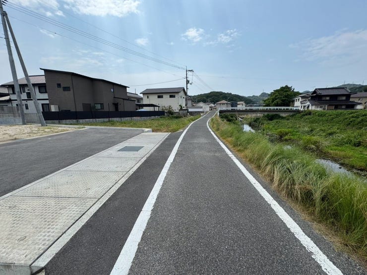 前面道路になります♪