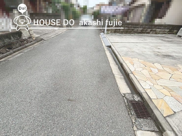 前面道路と高低差のない平坦地