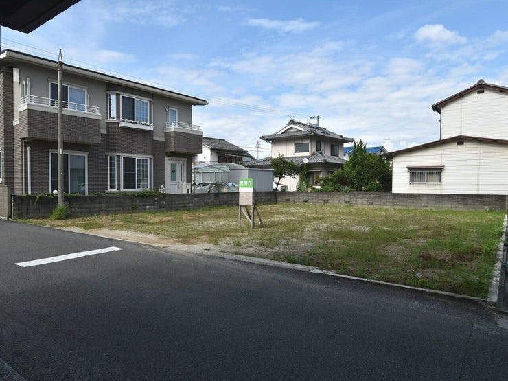 【外観】
外観を南西側より撮影