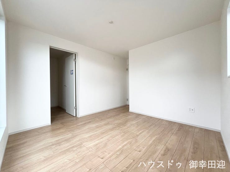 ■2階6.6帖洋室■心からリラックスできる静けさ、上質な眠りで、毎日をリセットします。明日への活力を養う空間です。