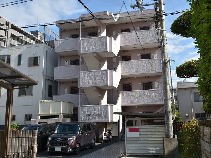 外観を北西側より撮影