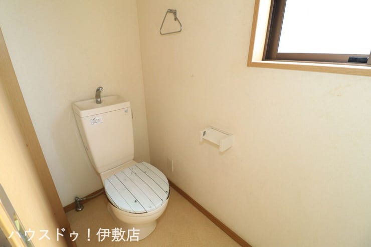 田上台２丁目 中古戸建 【倉庫側トイレ】