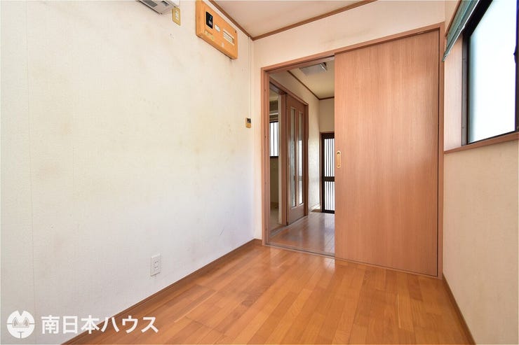 田上台２丁目 中古戸建 【洋室】1階3帖の洋室です！