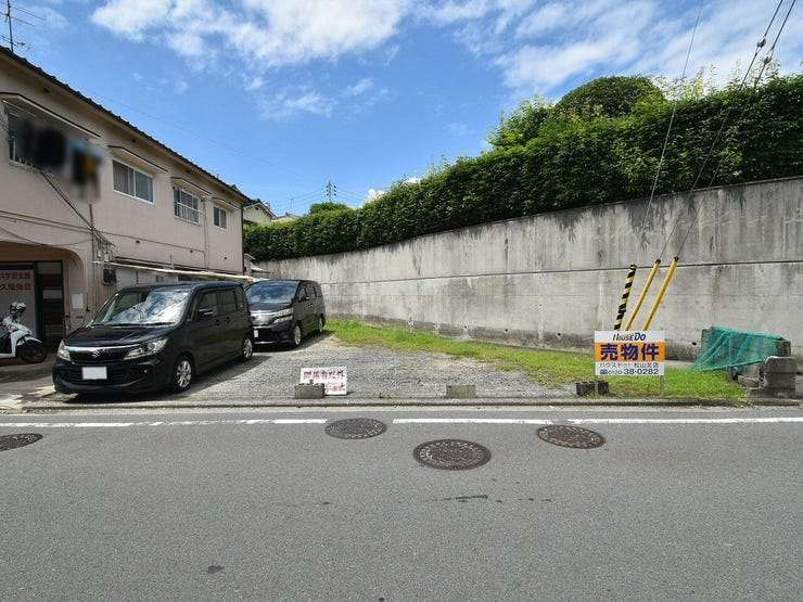 外観を南側より撮影