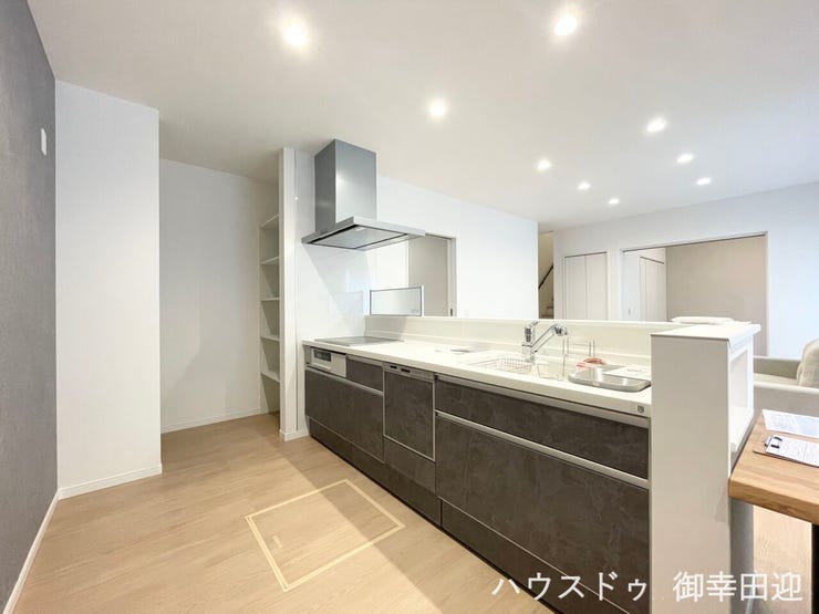■家族の「美味しい」が集まる舞台■高い機能性と美しいデザインを両立。料理する人も、待つ人も、笑顔になれる場所です。