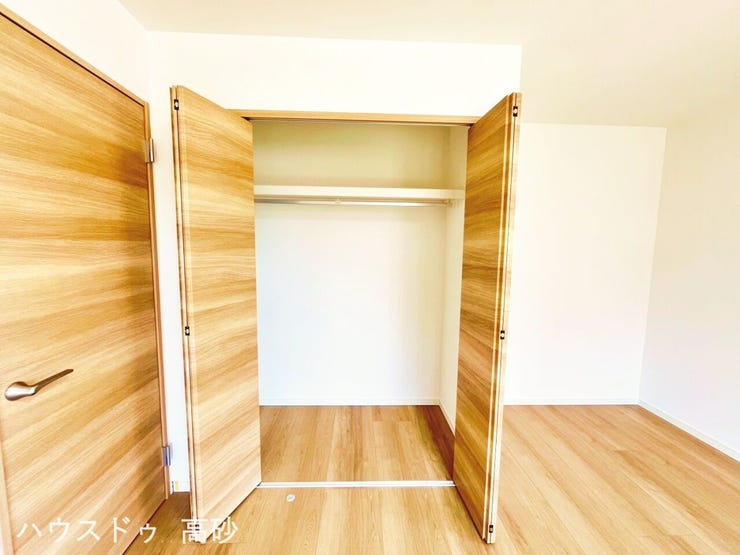 各部屋に収納付き!日々の片付けがラクになります!