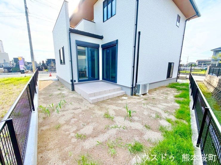 ■遊びと安らぎの多目的空間■子どもが安全に遊べ、ペットと触れ合い、大人も自然に癒やされる、暮らしを彩るスペースです。