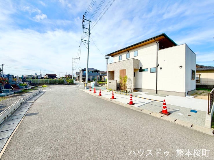 ■理想を叶える新しい暮らしの舞台■高いデザイン性と機能性を兼ね備えた住まい。ここで、家族の新しい物語が始まります。