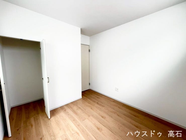 4.7畳洋室
落ち着いた雰囲気の洋室は、趣味部屋や予備室としても活用可能。