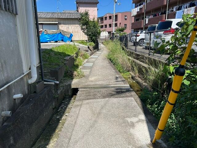 ★鴨田小学校区★
物件北側の農道・水路