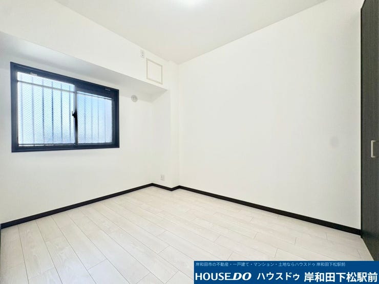 5.2帖洋室。家具の配置のしやすいお部屋です♪