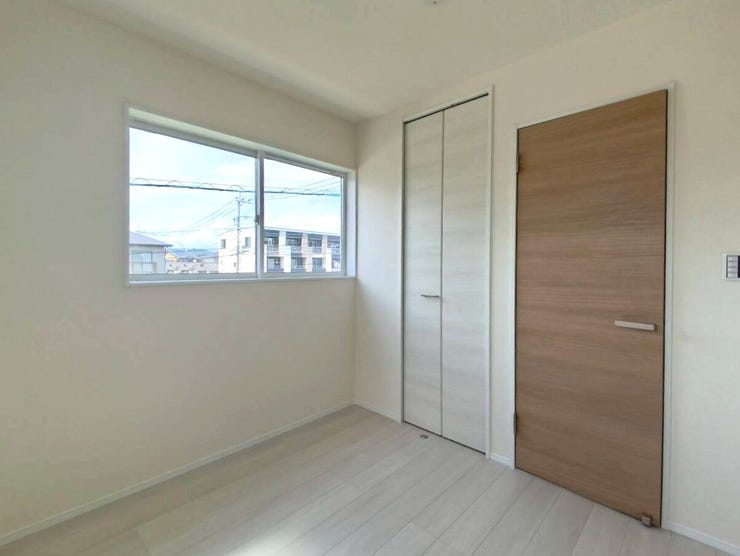 各部屋に収納スペースがある為、物が散らかる心配もありません