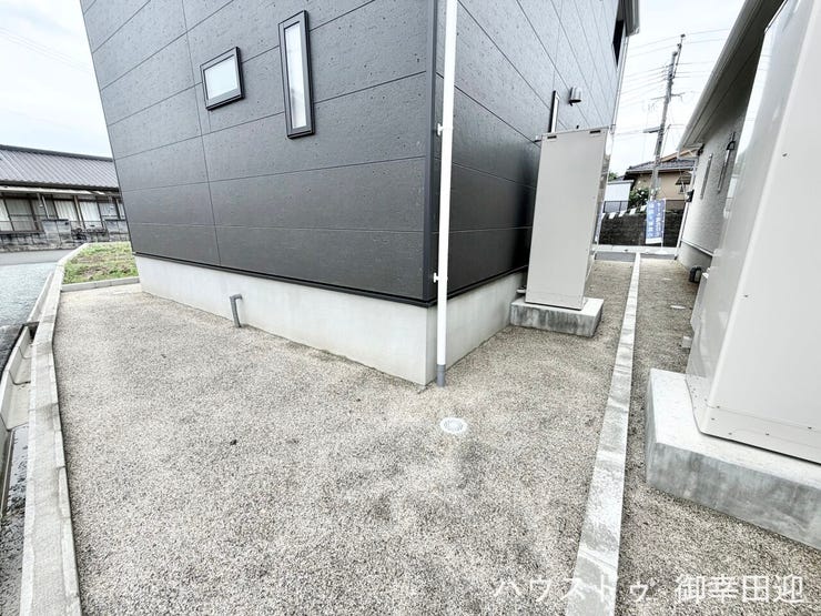 ■遊びと安らぎの多目的空間■子どもが安全に遊べ、ペットと触れ合い、大人も自然に癒やされる、暮らしを彩るスペースです。