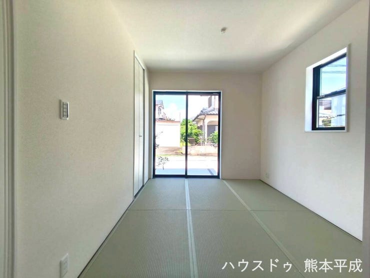 客間としてもピッタリの、和室独特な落ち着き溢れる空間です